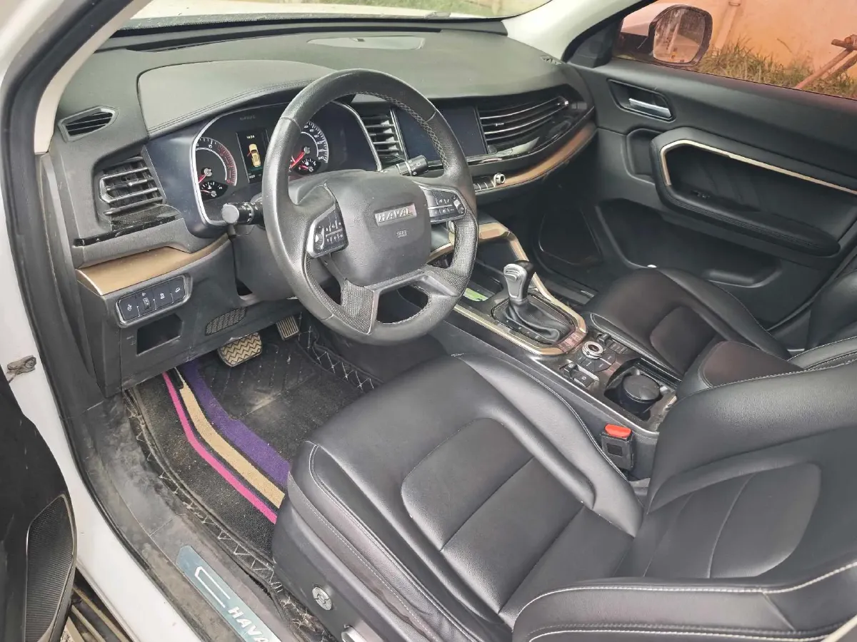 2018 Haval H6 2.0T 197HP L4 7DCT,autocango,china used car exporter,china ev exporter,chinese used car exporter,chinese used ev exporter