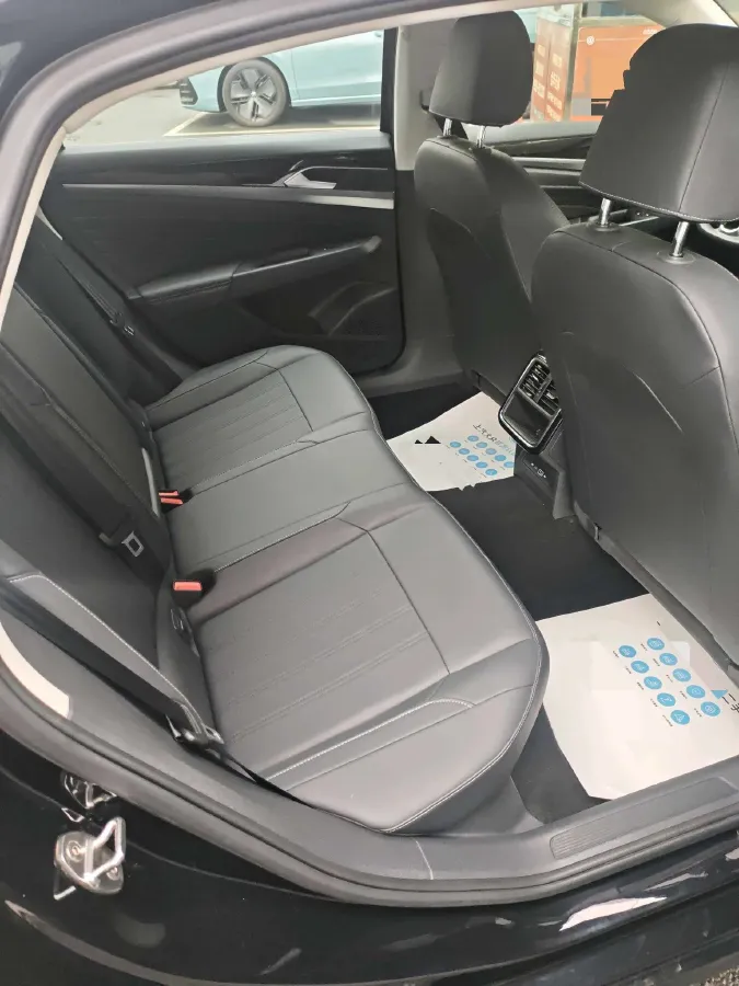 2025 Volkswagen Passat 1.4T 150HP L4 7DCT,autocango,china used car exporter,china ev exporter,chinese used car exporter,chinese used ev exporter