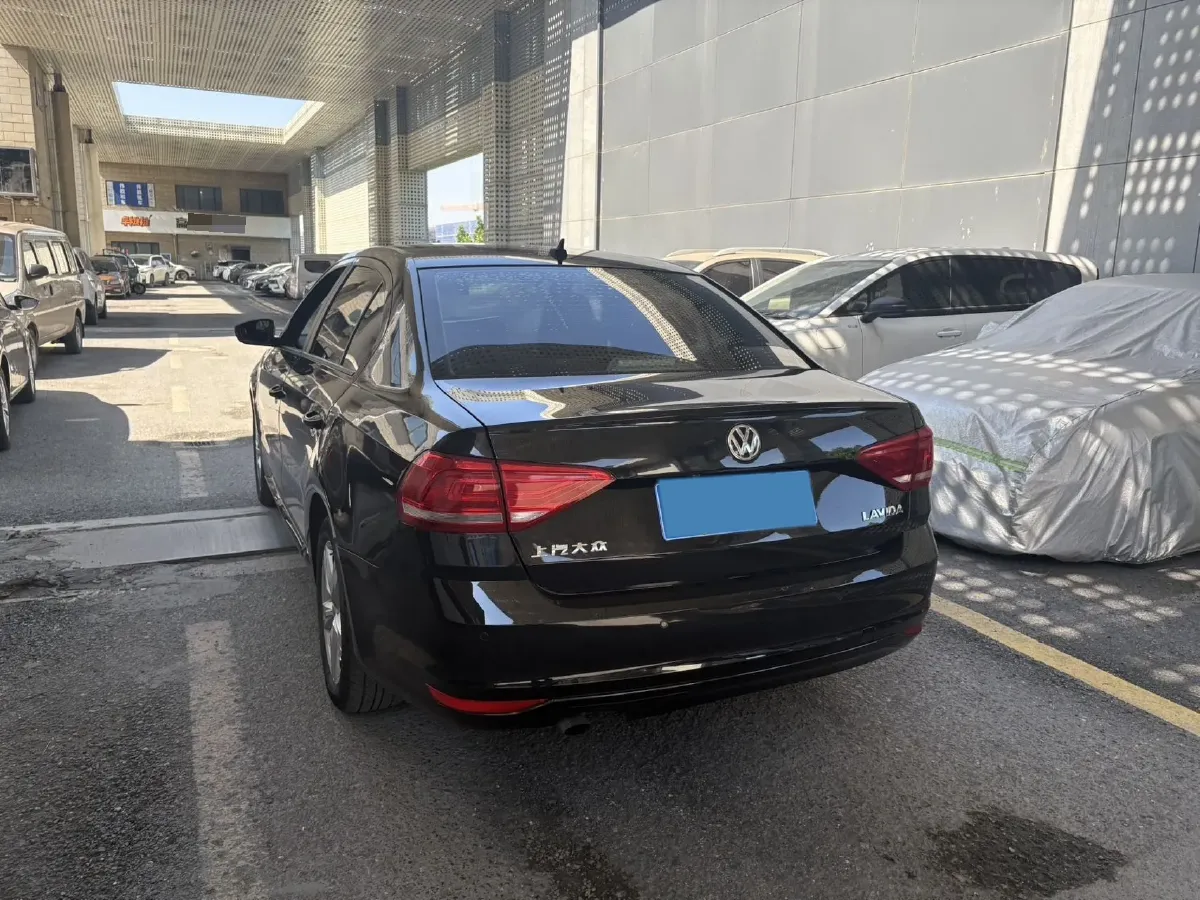 2017 Buick Excelle 1.5L 114HP L4 5MT,autocango,china used car exporter,china ev exporter,chinese used car exporter,chinese used ev exporter