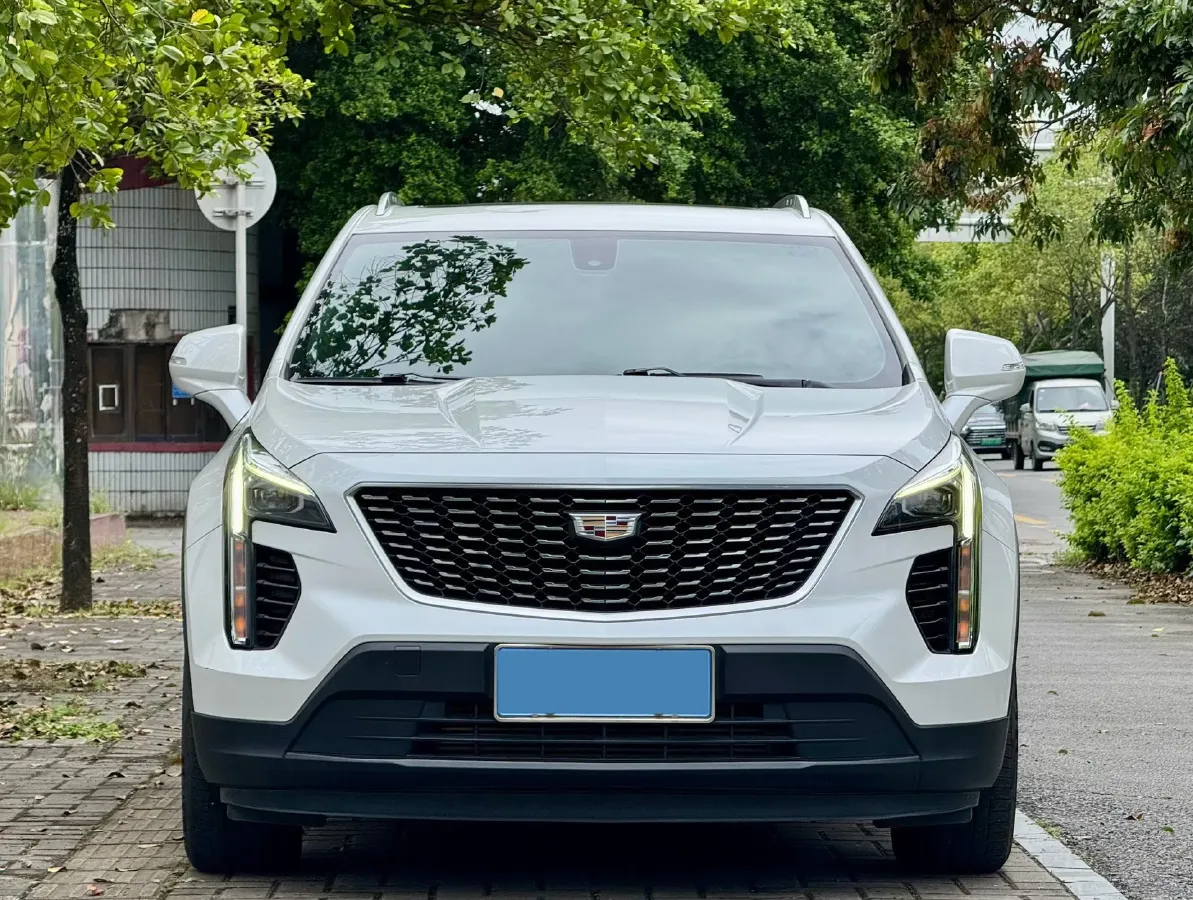 2021 Cadillac XT4 2.0T 237HP L4 9AT,autocango,china used car exporter,china ev exporter,chinese used car exporter,chinese used ev exporter