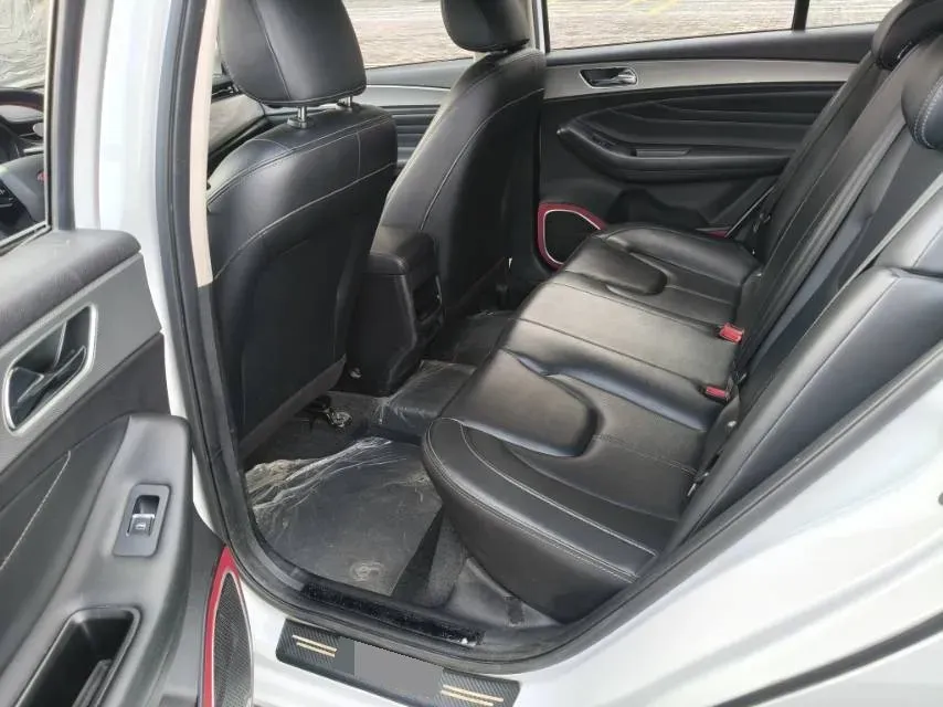 2019 Chery Arrizo 5 1.5L 116HP L4 5MT,autocango,china used car exporter,china ev exporter,chinese used car exporter,chinese used ev exporter