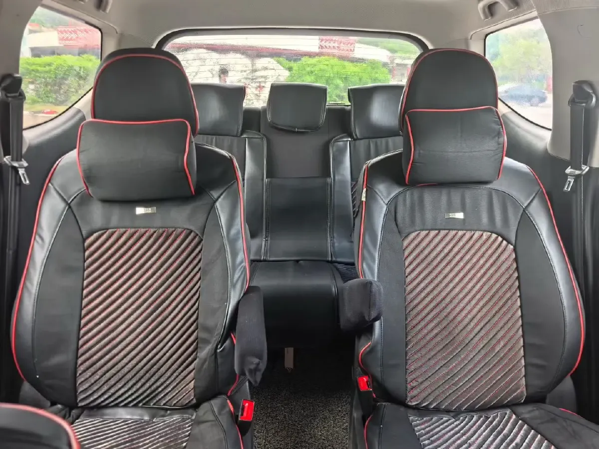 2019 BaoJun 730 1.5T 150HP L4 6MT,autocango,china used car exporter,china ev exporter,chinese used car exporter,chinese used ev exporter