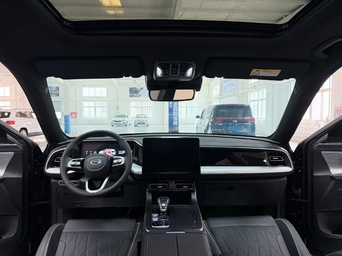 2025 GAC Trumpchi GS8 2.0T 252HP L4 8AT,autocango,china used car exporter,china ev exporter,chinese used car exporter,chinese used ev exporter