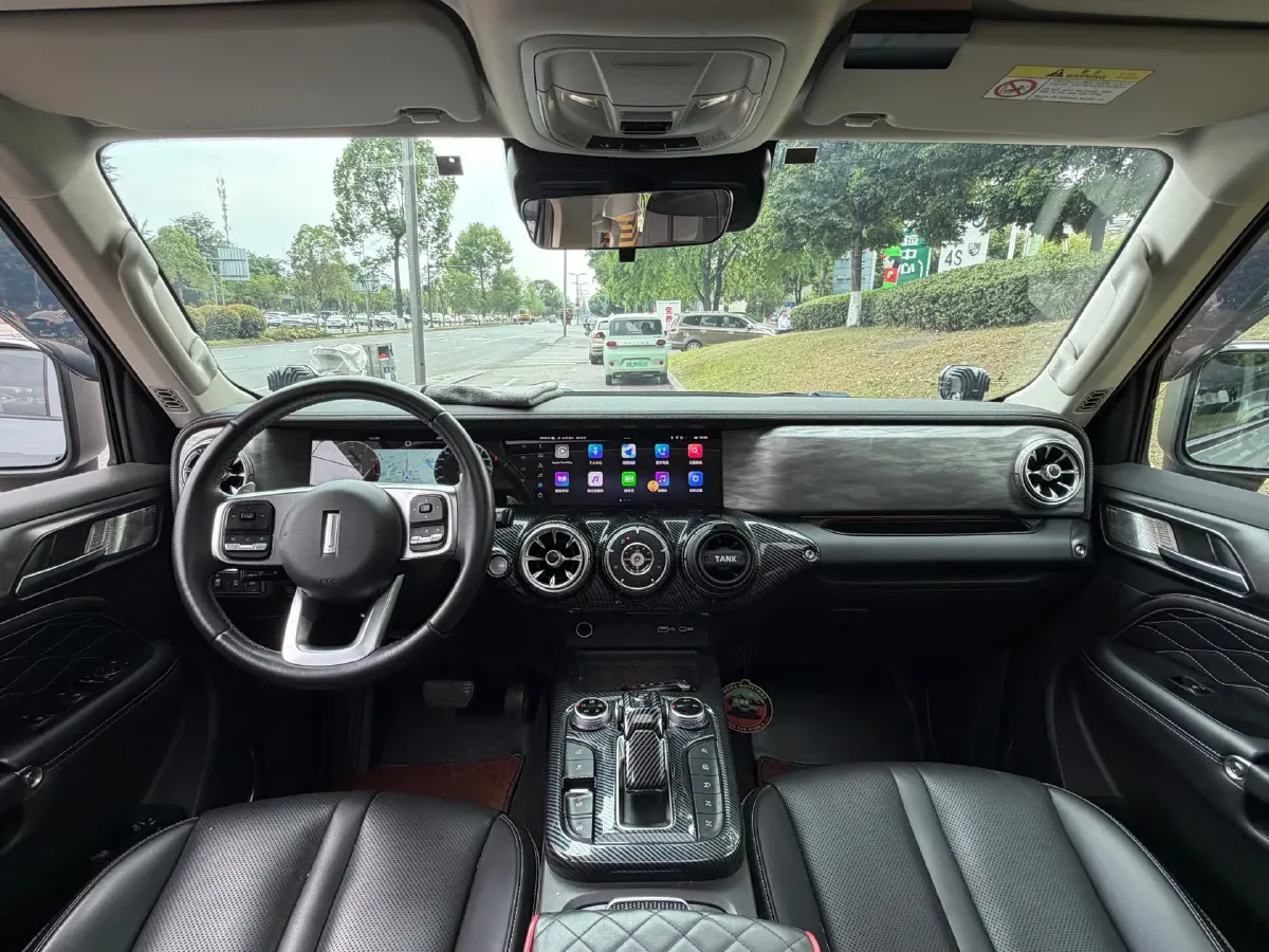 2021 Tank 300 2.0T 227HP L4 8AT,autocango,china used car exporter,china ev exporter,chinese used car exporter,chinese used ev exporter
