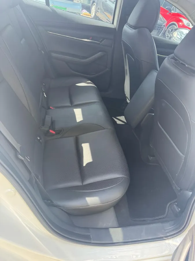 2023 Mazda 3 Axela 2.0L 158HP L4 6AT,autocango,china used car exporter,china ev exporter,chinese used car exporter,chinese used ev exporter