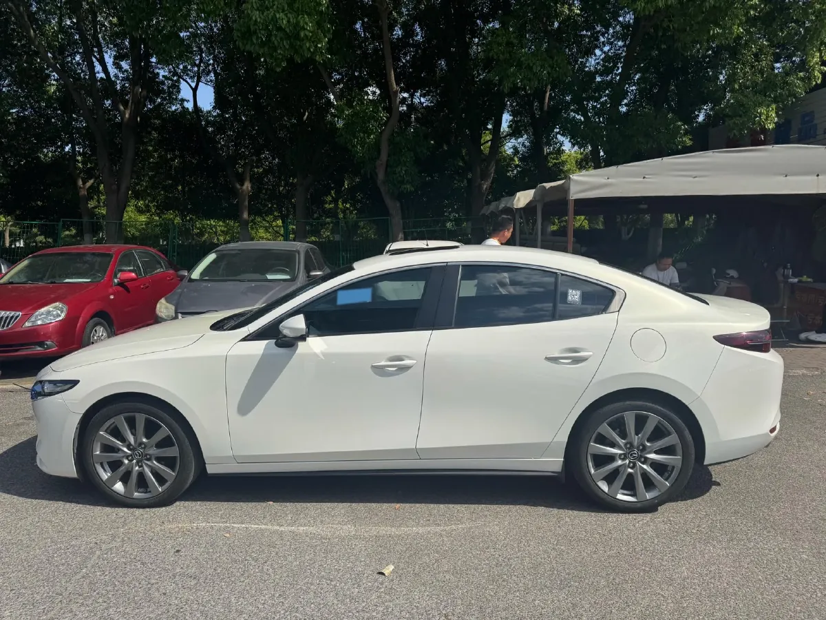 2023 Mazda 3 Axela 2.0L 158HP L4 6AT,autocango,china used car exporter,china ev exporter,chinese used car exporter,chinese used ev exporter