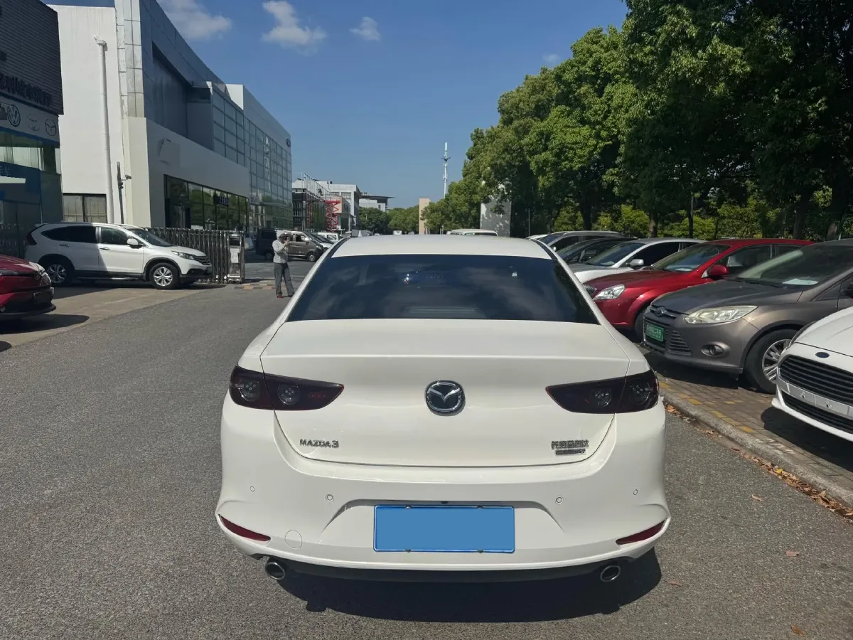 2023 Mazda 3 Axela 2.0L 158HP L4 6AT,autocango,china used car exporter,china ev exporter,chinese used car exporter,chinese used ev exporter