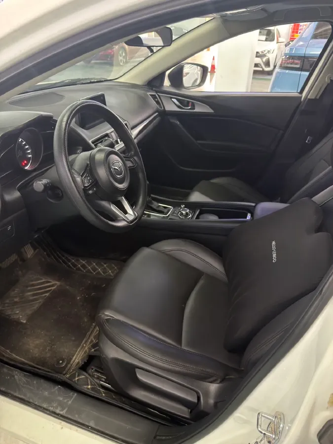 2017 Mazda 3 Axela 1.5L 117HP L4 6AT,autocango,china used car exporter,china ev exporter,chinese used car exporter,chinese used ev exporter
