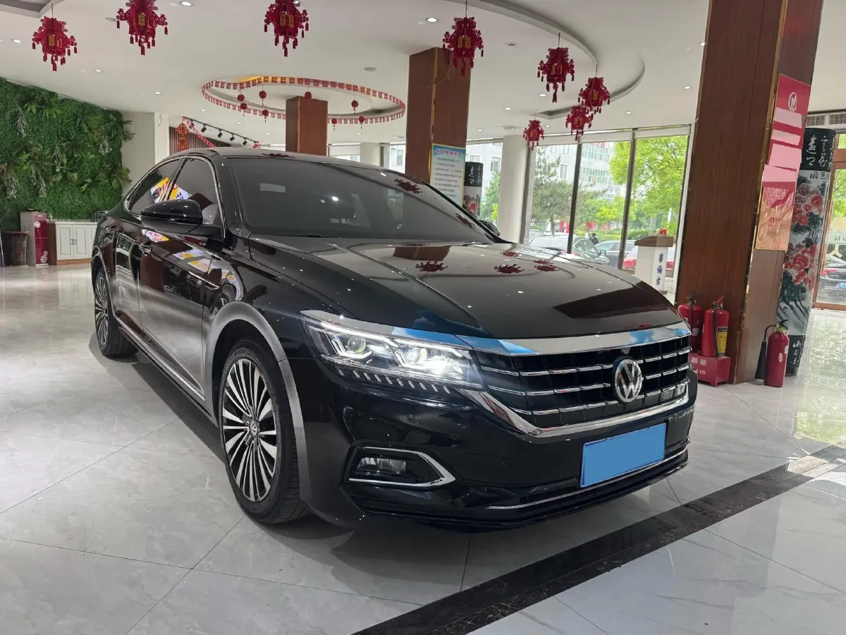 2019 Volvo V40 1.5T 152HP L4 6AT,autocango,china used car exporter,china ev exporter,chinese used car exporter,chinese used ev exporter