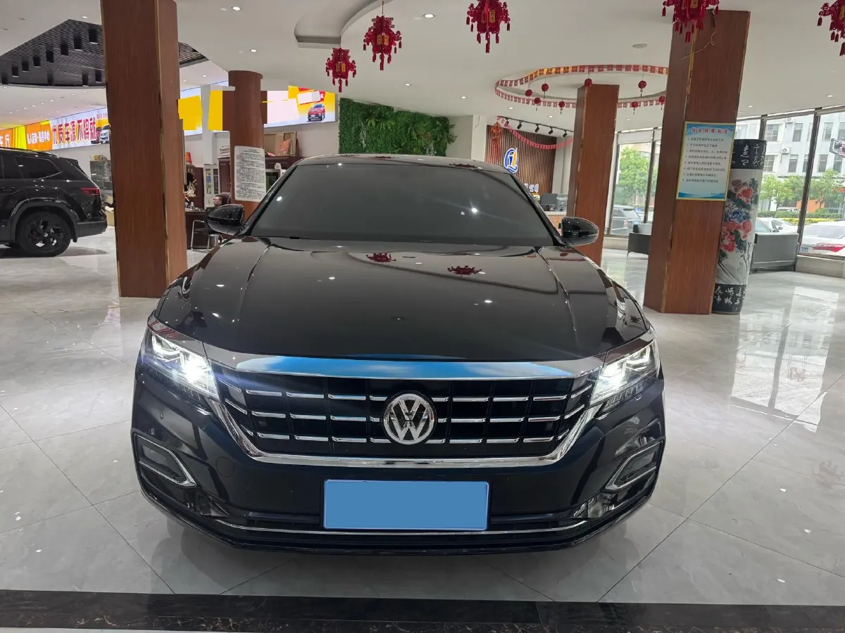 2019 Volvo V40 1.5T 152HP L4 6AT,autocango,china used car exporter,china ev exporter,chinese used car exporter,chinese used ev exporter