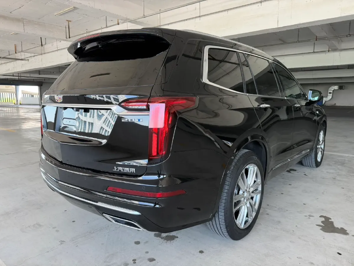 2022 Cadillac XT6 2.0T 237HP L4 9AT,autocango,china used car exporter,china ev exporter,chinese used car exporter,chinese used ev exporter
