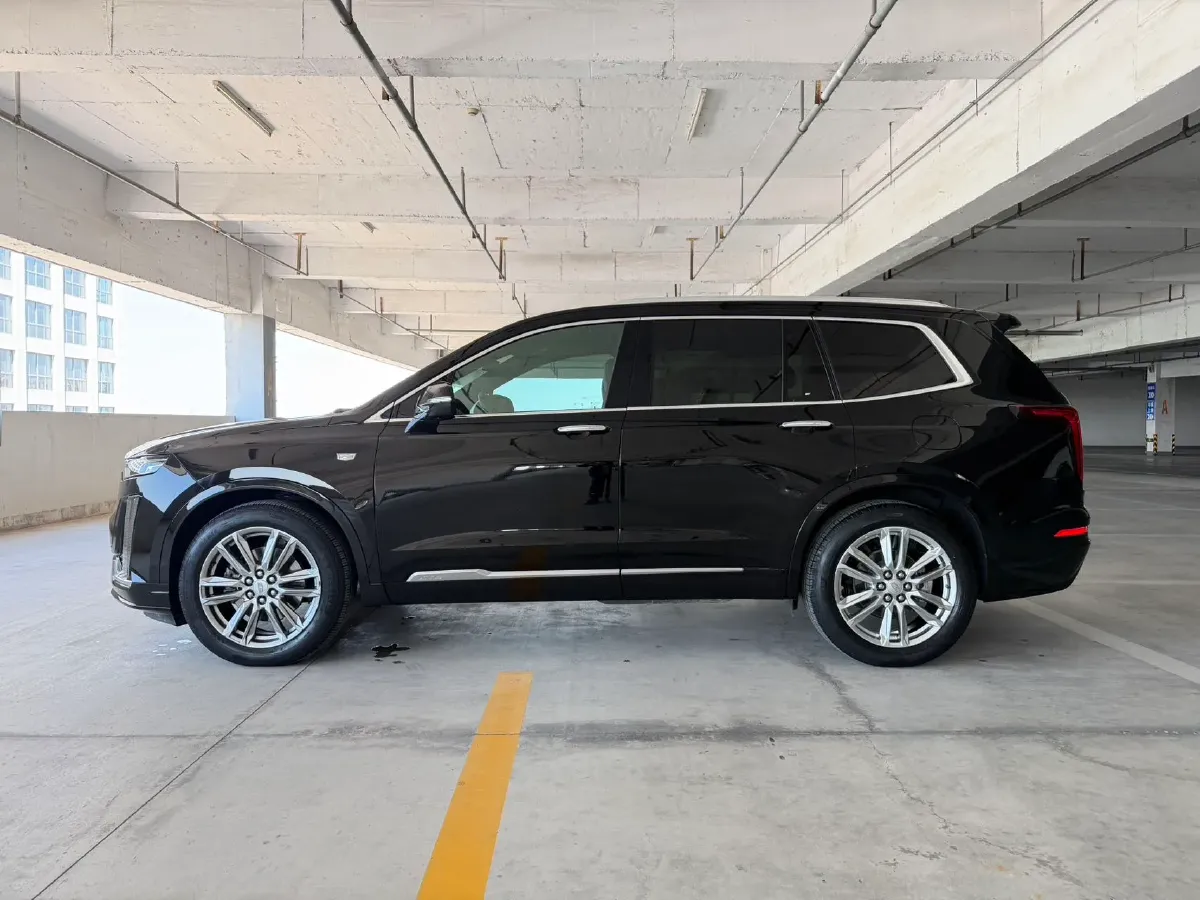 2022 Cadillac XT6 2.0T 237HP L4 9AT,autocango,china used car exporter,china ev exporter,chinese used car exporter,chinese used ev exporter