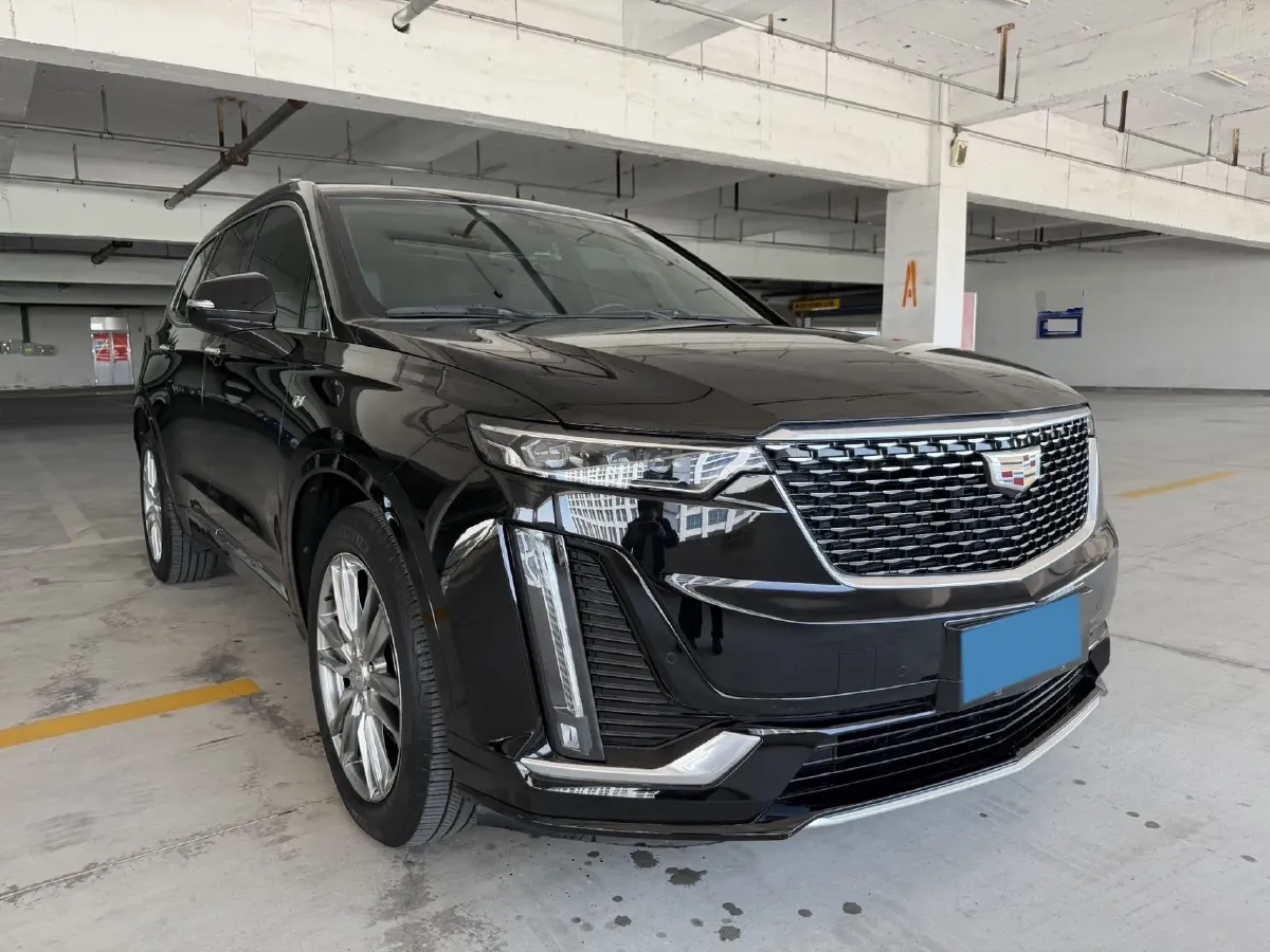 2022 Cadillac XT6 2.0T 237HP L4 9AT,autocango,china used car exporter,china ev exporter,chinese used car exporter,chinese used ev exporter