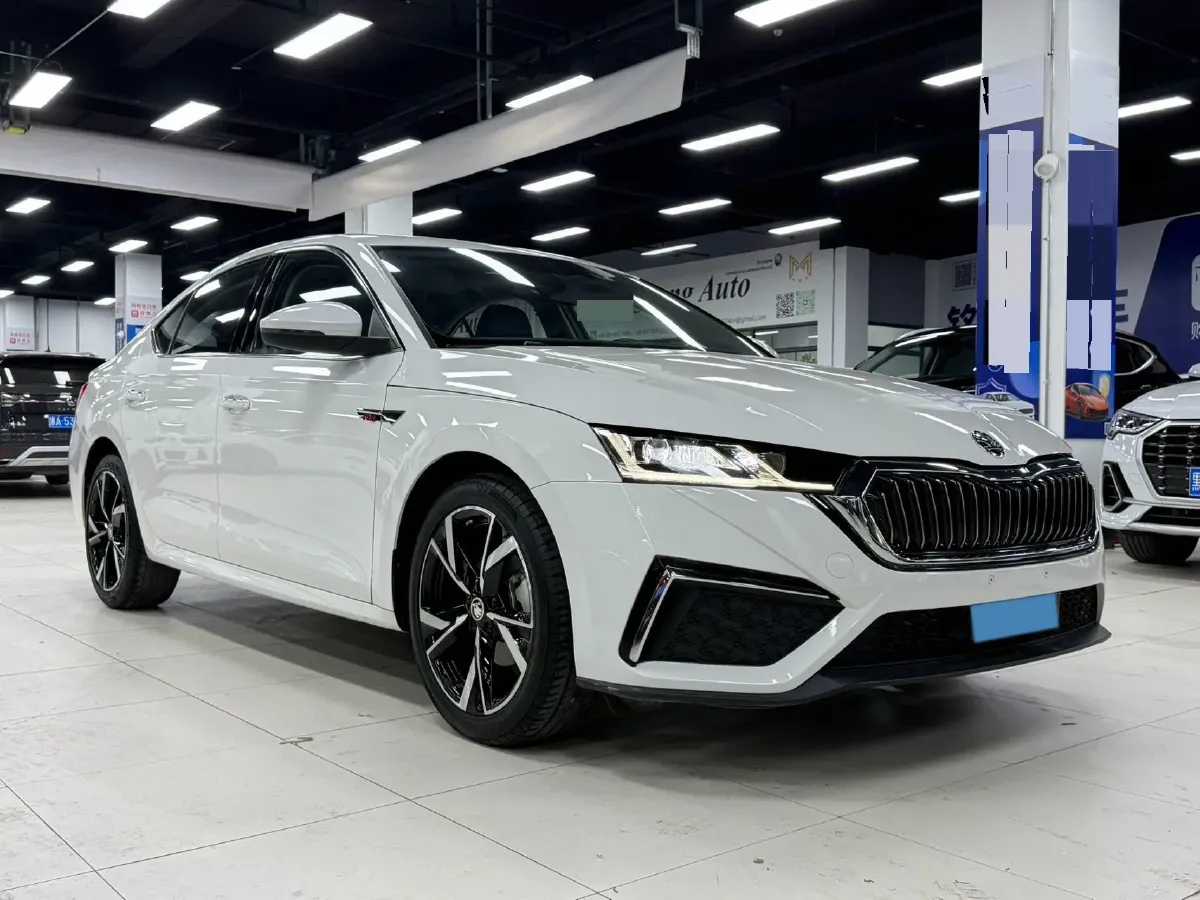 2022 Skoda Octavia 1.4T 150HP L4 7DCT,autocango,china used car exporter,china ev exporter,chinese used car exporter,chinese used ev exporter