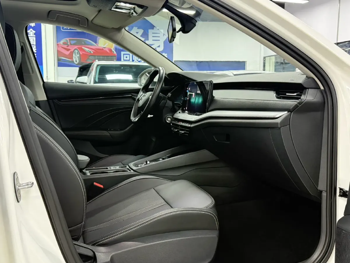 2022 Skoda Octavia 1.4T 150HP L4 7DCT,autocango,china used car exporter,china ev exporter,chinese used car exporter,chinese used ev exporter