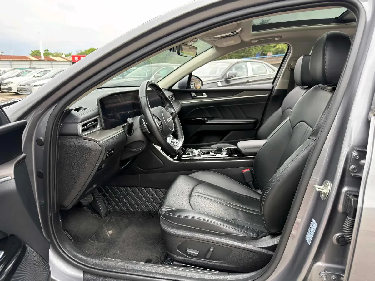 2020 Kia K5 1.5T 170HP L4 7DCT,autocango,china used car exporter,china ev exporter,chinese used car exporter,chinese used ev exporter