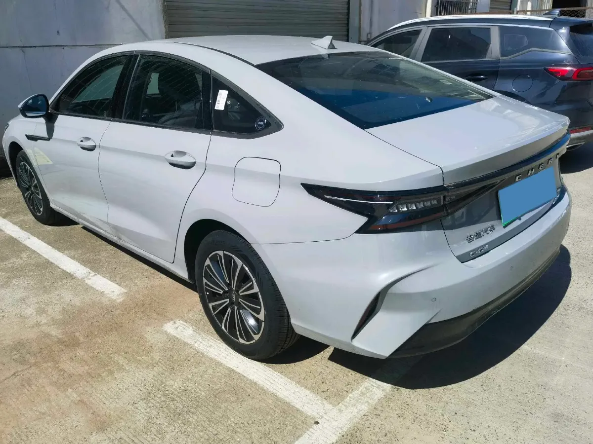 2025 Fulwin FulwinA8 1.5L 102HP L4 1DHT PHEV,autocango,china used car exporter,china ev exporter,chinese used car exporter,chinese used ev exporter