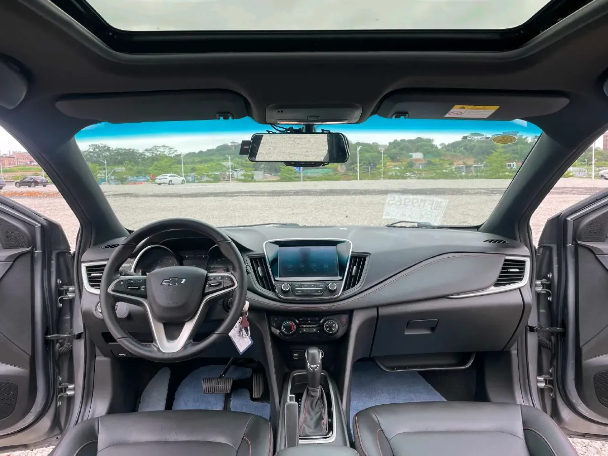 2019 Chevrolet Monza 1.3T 163HP L3 6AT,autocango,china used car exporter,china ev exporter,chinese used car exporter,chinese used ev exporter