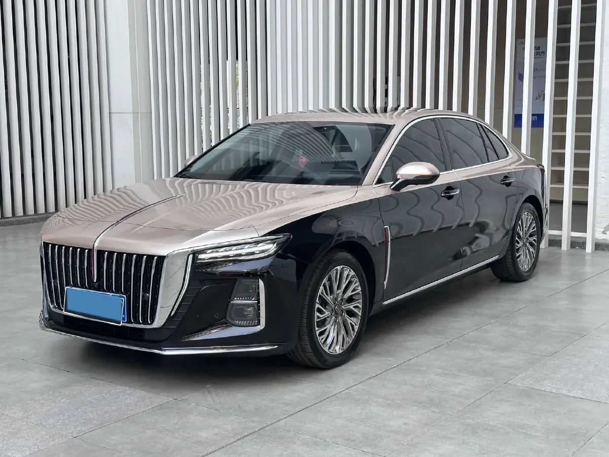 2023 HongQi H5 2.0T 224HP L4 8AT,autocango,china used car exporter,china ev exporter,chinese used car exporter,chinese used ev exporter
