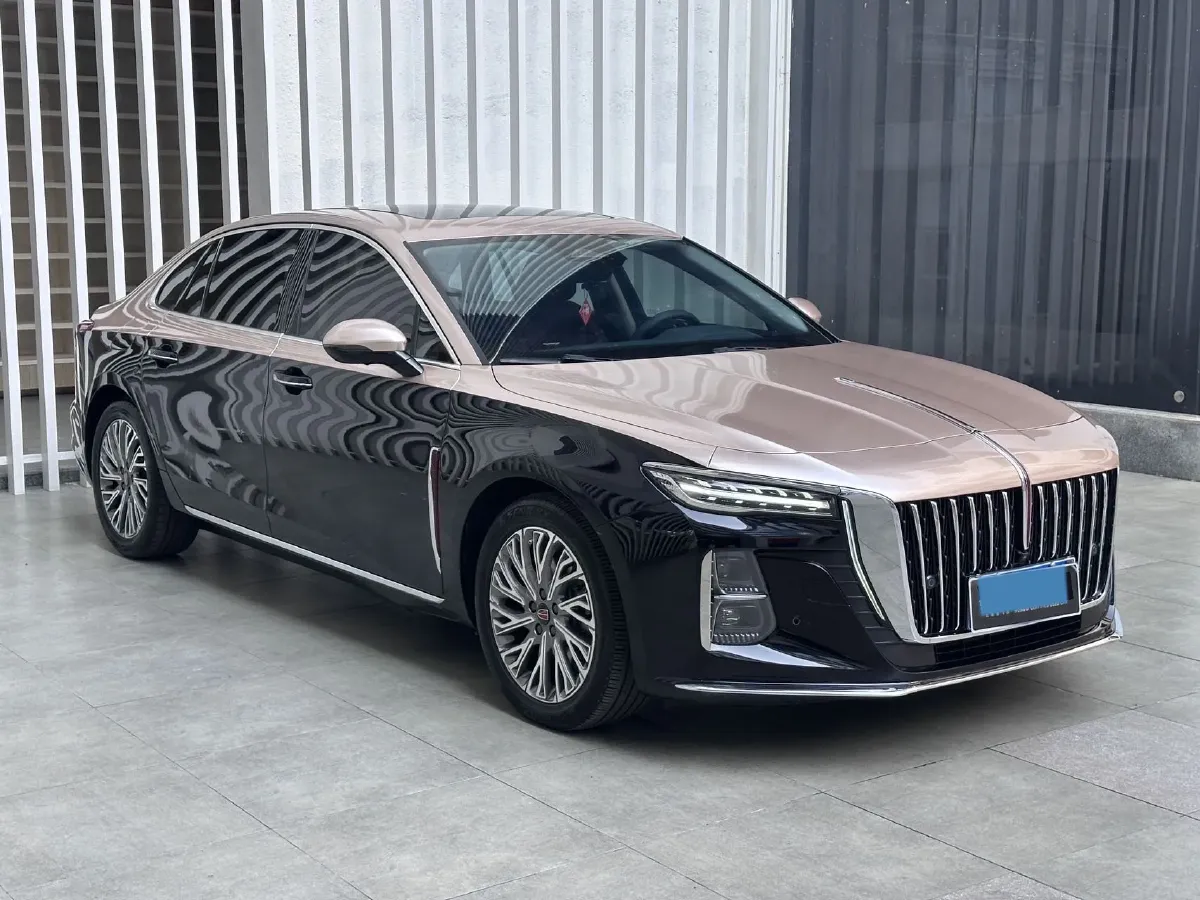2023 HongQi H5 2.0T 224HP L4 8AT,autocango,china used car exporter,china ev exporter,chinese used car exporter,chinese used ev exporter