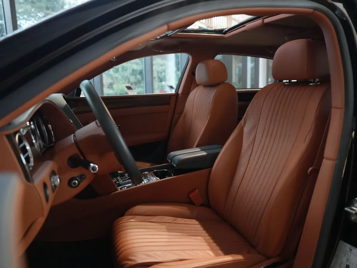 2017 Bentley Flying Spur 4.0T 507HP V8 8AT,autocango,china used car exporter,china ev exporter,chinese used car exporter,chinese used ev exporter