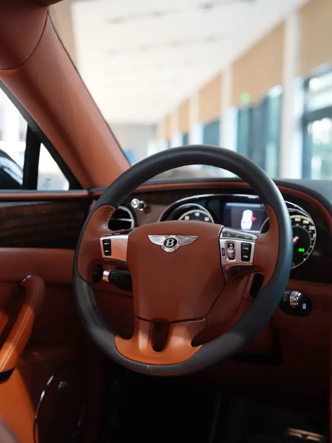 2017 Bentley Flying Spur 4.0T 507HP V8 8AT,autocango,china used car exporter,china ev exporter,chinese used car exporter,chinese used ev exporter