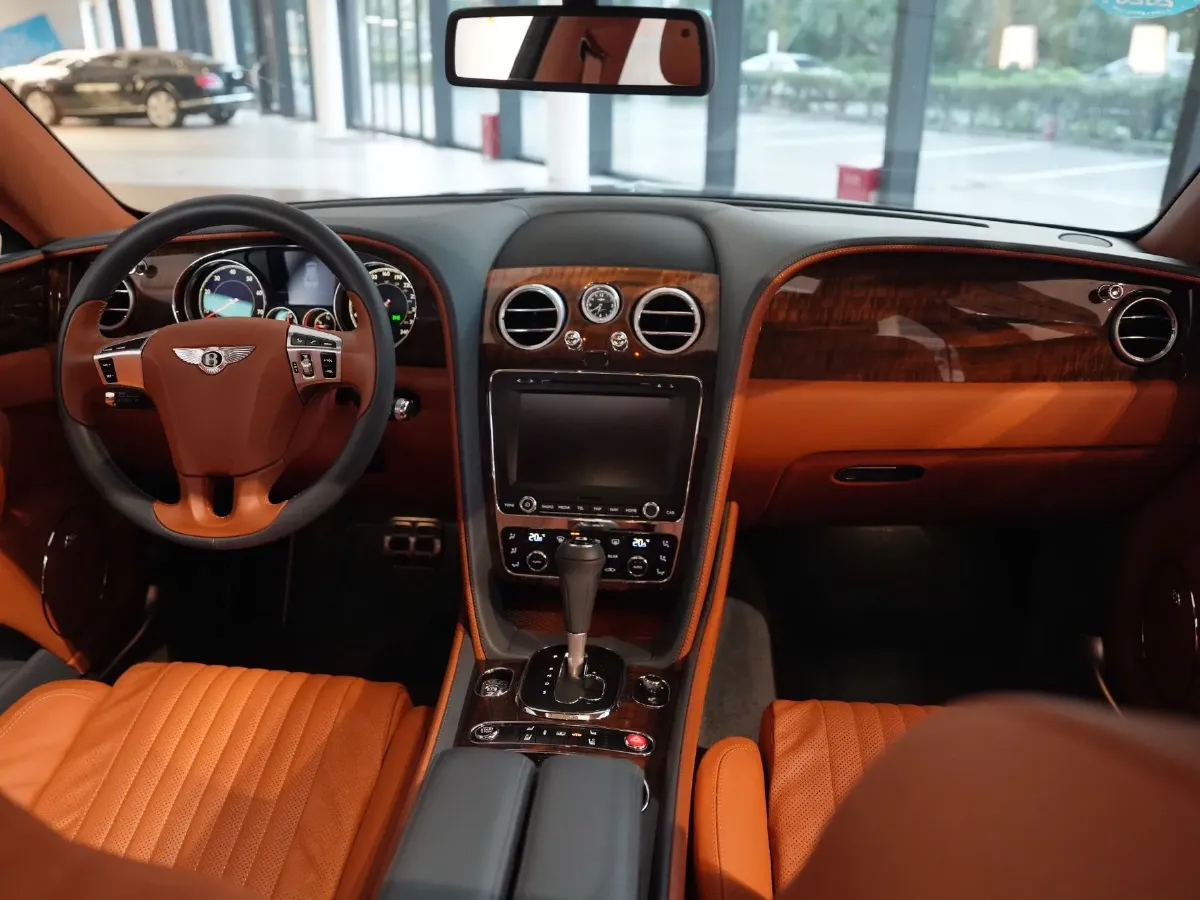 2017 Bentley Flying Spur 4.0T 507HP V8 8AT,autocango,china used car exporter,china ev exporter,chinese used car exporter,chinese used ev exporter