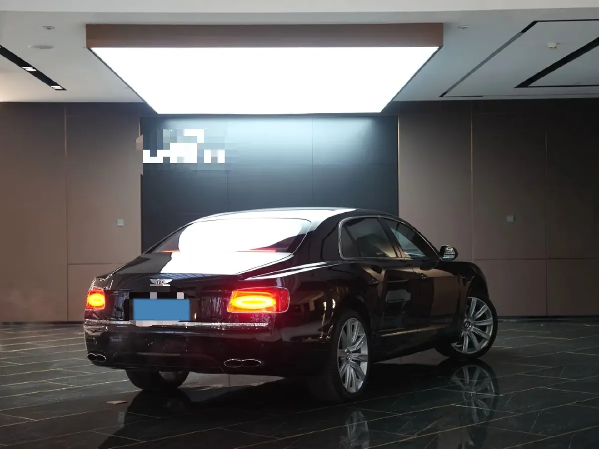 2017 Bentley Flying Spur 4.0T 507HP V8 8AT,autocango,china used car exporter,china ev exporter,chinese used car exporter,chinese used ev exporter