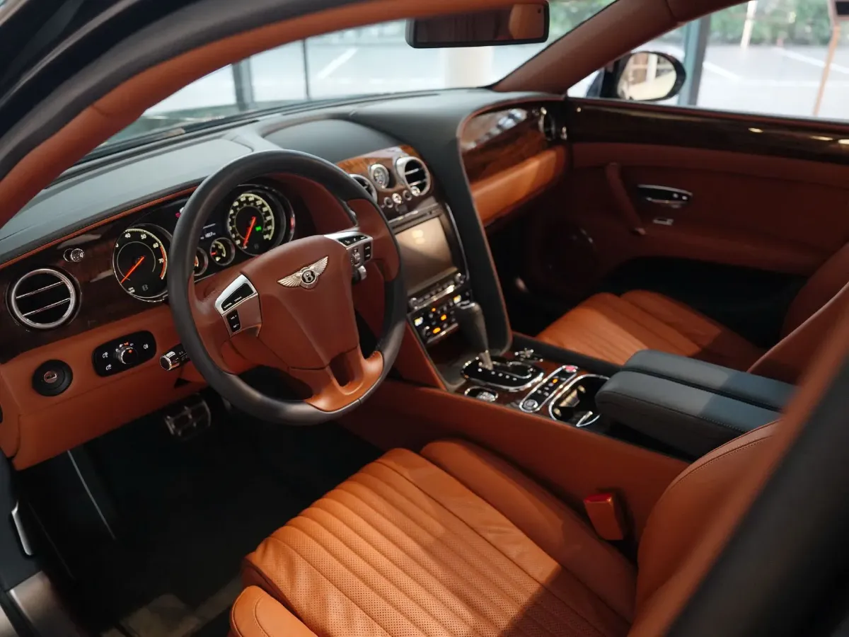 2017 Bentley Flying Spur 4.0T 507HP V8 8AT,autocango,china used car exporter,china ev exporter,chinese used car exporter,chinese used ev exporter
