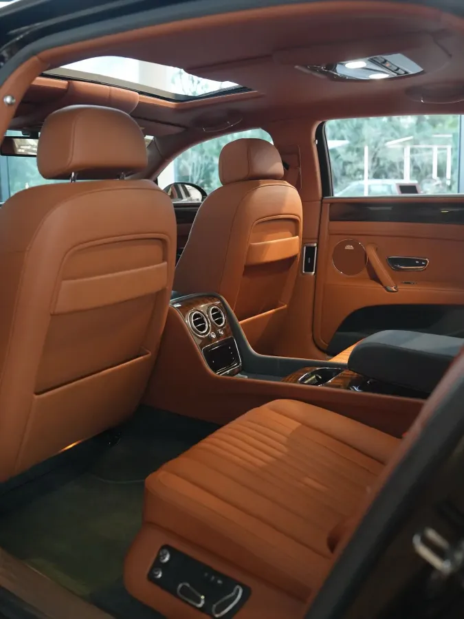 2017 Bentley Flying Spur 4.0T 507HP V8 8AT,autocango,china used car exporter,china ev exporter,chinese used car exporter,chinese used ev exporter
