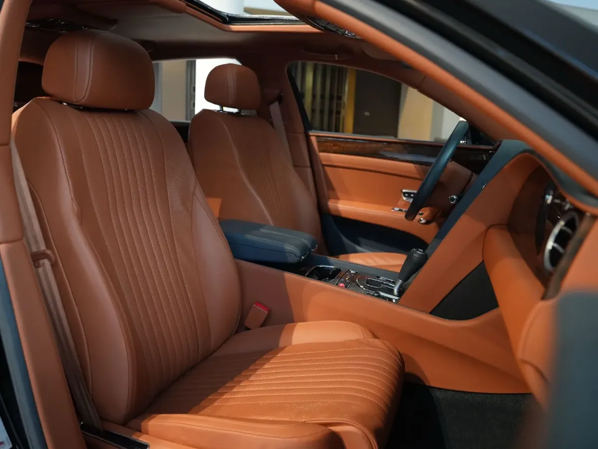 2017 Bentley Flying Spur 4.0T 507HP V8 8AT,autocango,china used car exporter,china ev exporter,chinese used car exporter,chinese used ev exporter