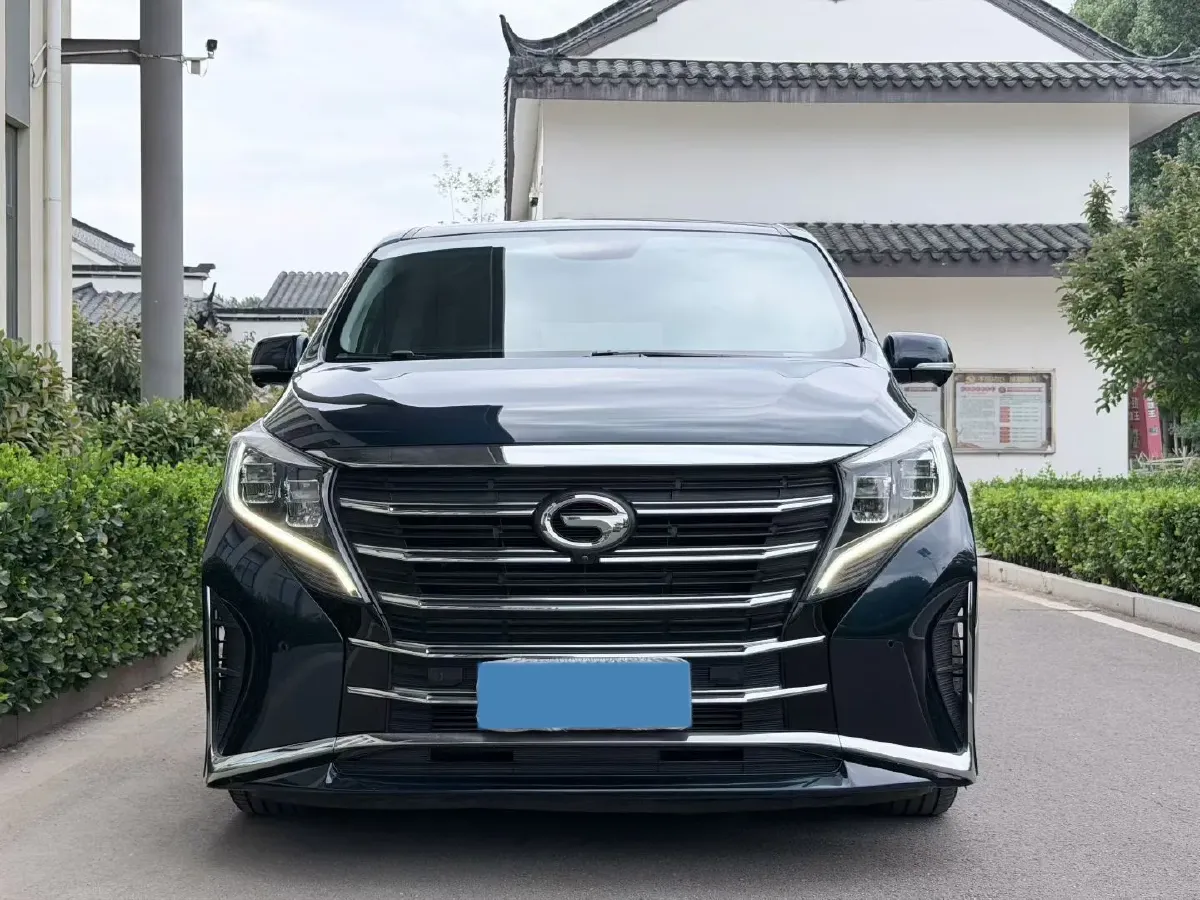 2021 GAC Trumpchi M8 2.0T 252HP L4 8AT,autocango,china used car exporter,china ev exporter,chinese used car exporter,chinese used ev exporter