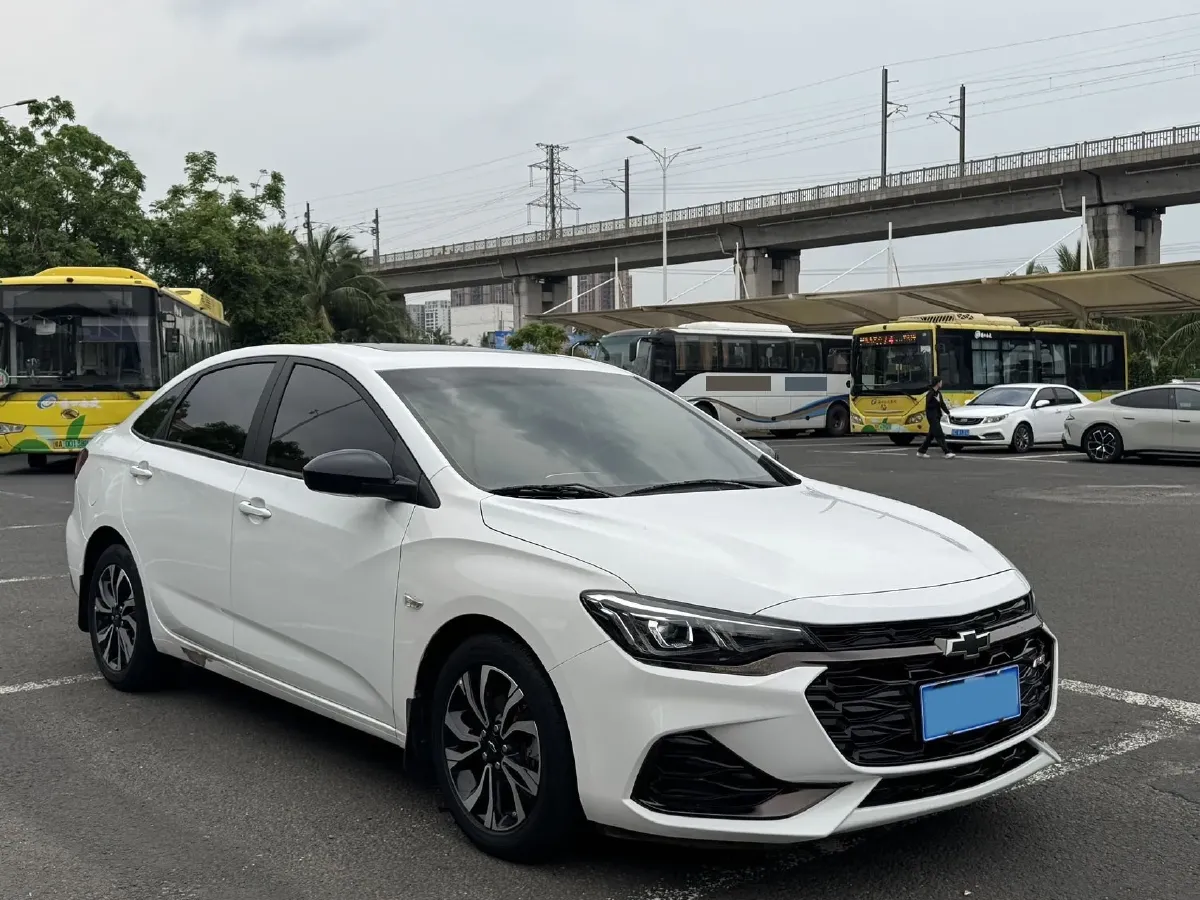 2020 Chevrolet Monza 1.3T 163HP L3 6AT,autocango,china used car exporter,china ev exporter,chinese used car exporter,chinese used ev exporter