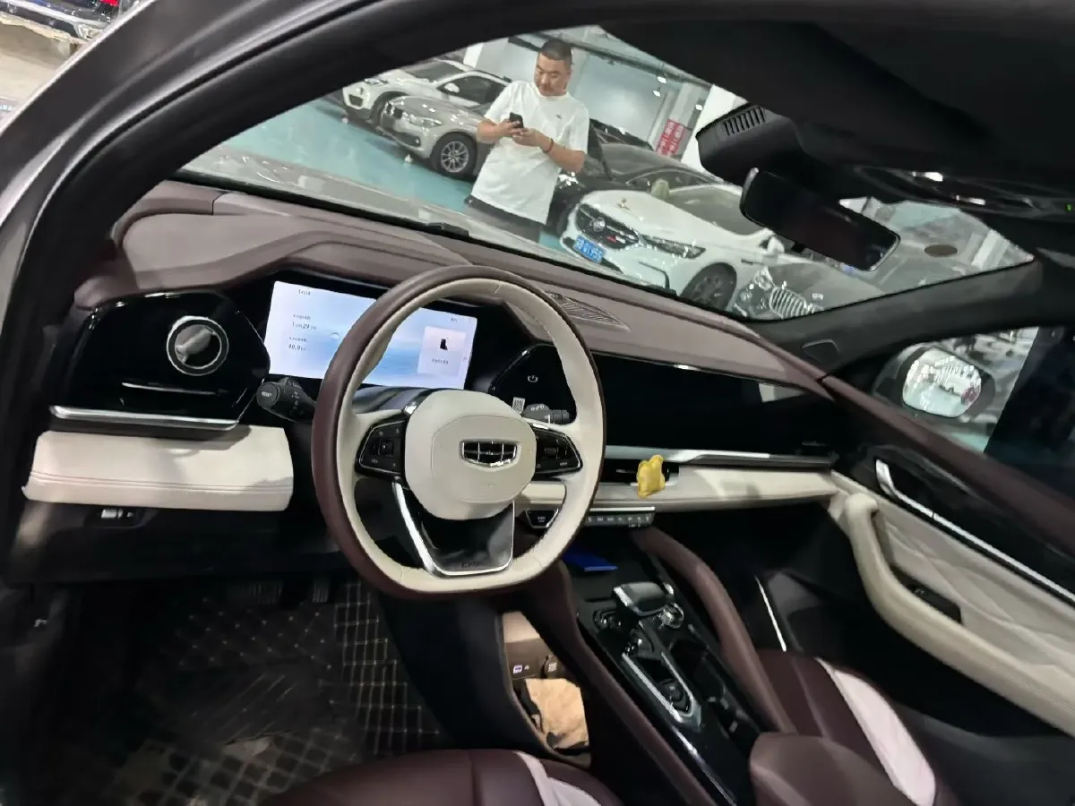 2024 Geely Monjaro 2.0T 238HP L4 8AT,autocango,china used car exporter,china ev exporter,chinese used car exporter,chinese used ev exporter