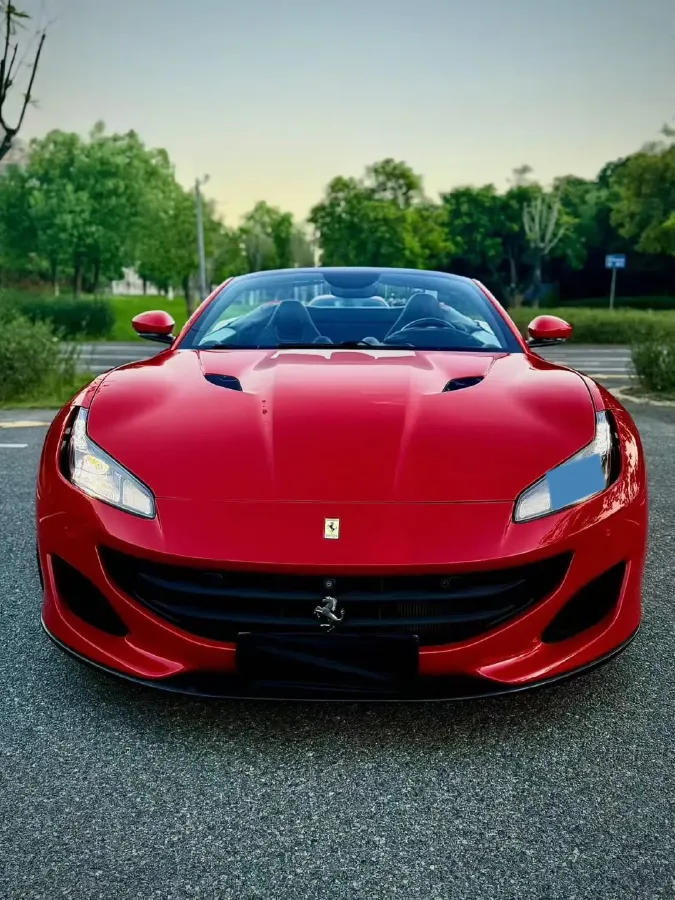 2018 Ferrari Portofino 3.9T 600HP V8 7DCT,autocango,china used car exporter,china ev exporter,chinese used car exporter,chinese used ev exporter