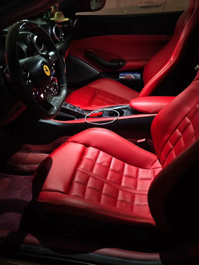 2018 Ferrari Portofino 3.9T 600HP V8 7DCT,autocango,china used car exporter,china ev exporter,chinese used car exporter,chinese used ev exporter