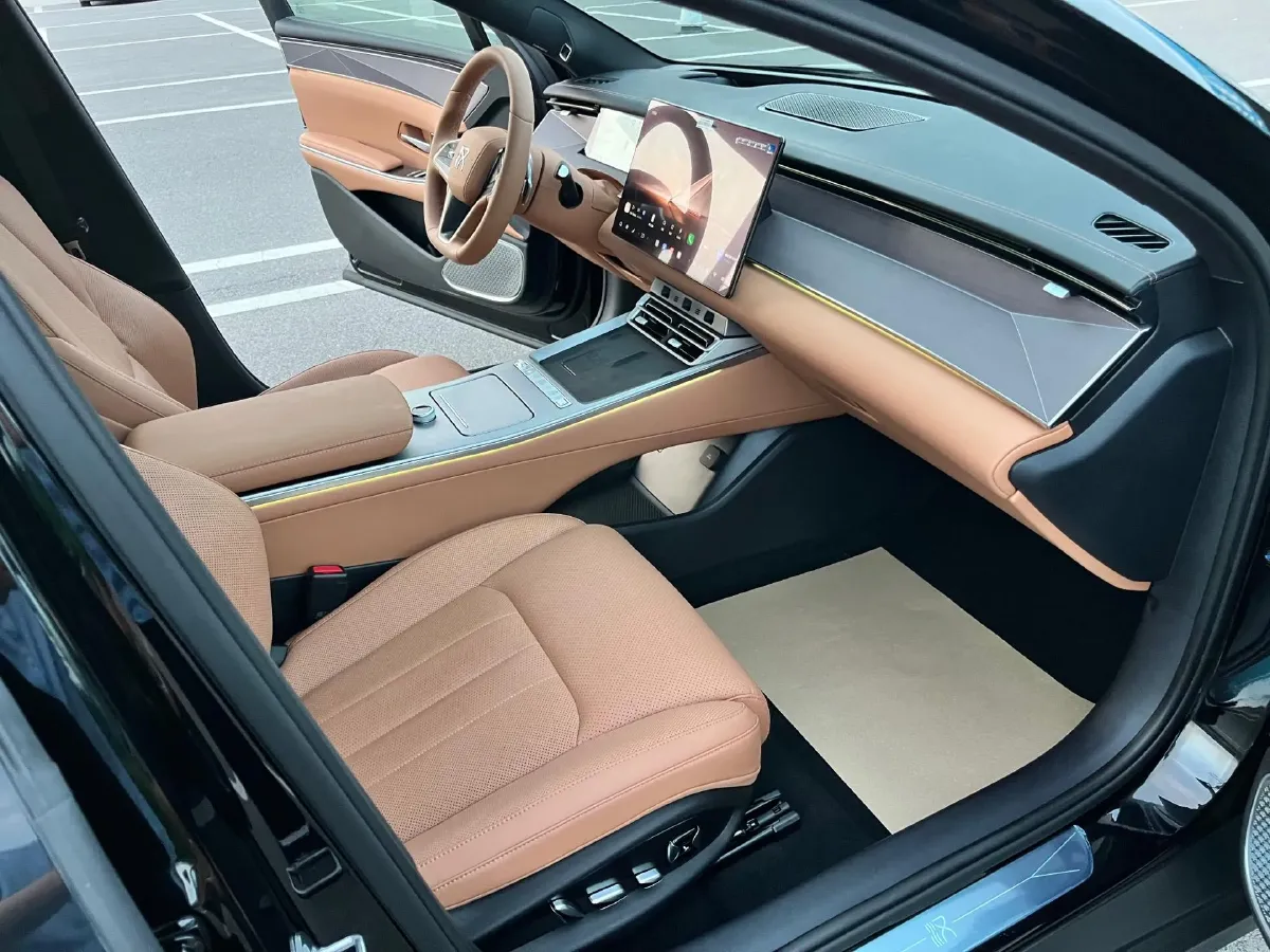 2025 BYD HanL BEV,autocango,china used car exporter,china ev exporter,chinese used car exporter,chinese used ev exporter