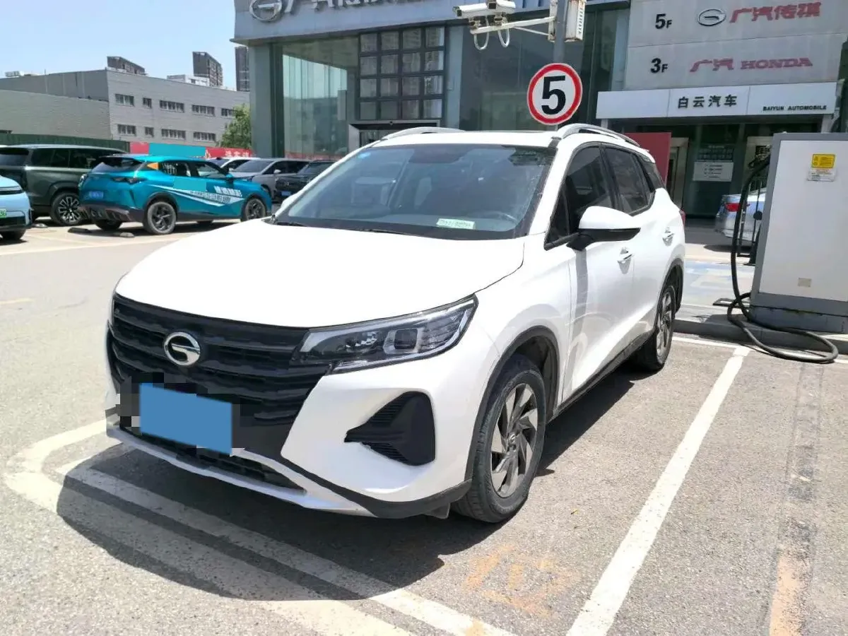 2020 GAC Trumpchi GS4 1.5T 169HP L4 6MT,autocango,china used car exporter,china ev exporter,chinese used car exporter,chinese used ev exporter