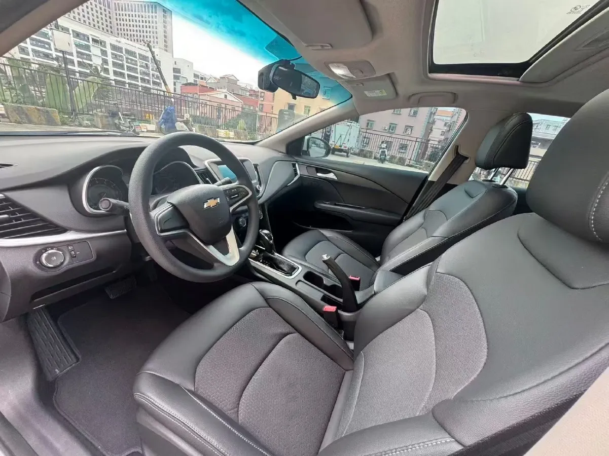 2016 Chevrolet Cavalier 1.5L 113HP L4 6AT,autocango,china used car exporter,china ev exporter,chinese used car exporter,chinese used ev exporter