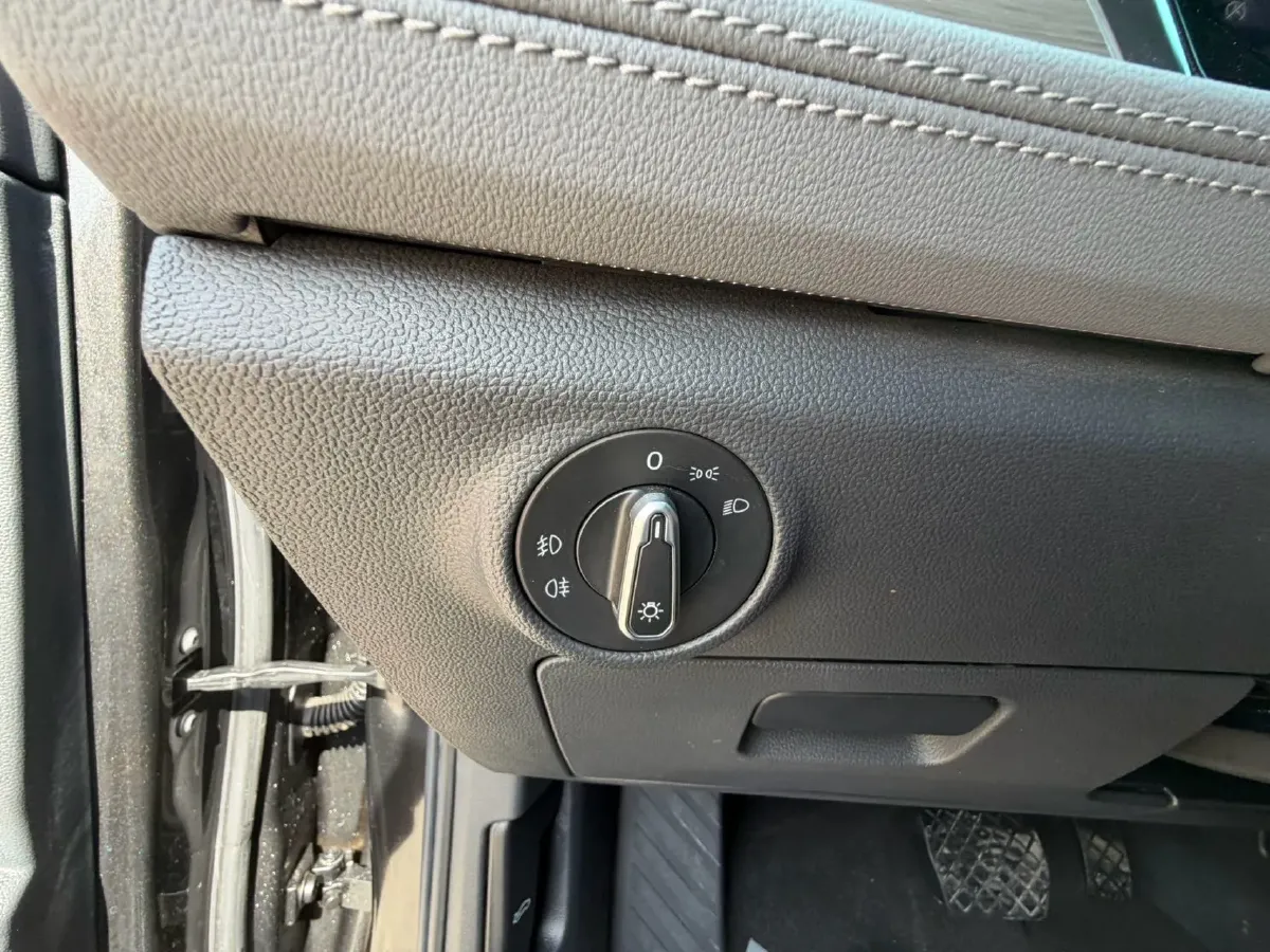 2023 Volkswagen Sagitar 1.4T 150HP L4 7DCT,autocango,china used car exporter,china ev exporter,chinese used car exporter,chinese used ev exporter