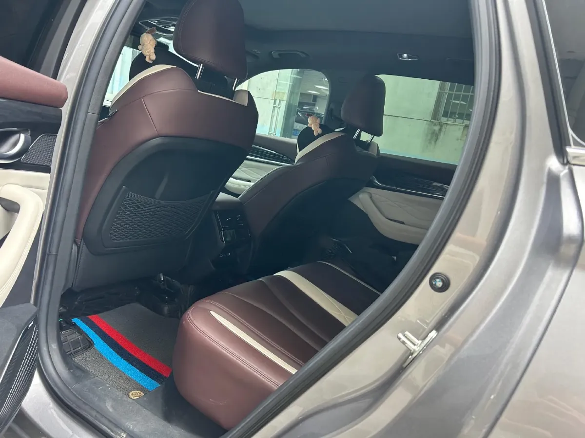 2021 Geely Monjaro 2.0T 218HP L4 7DCT,autocango,china used car exporter,china ev exporter,chinese used car exporter,chinese used ev exporter