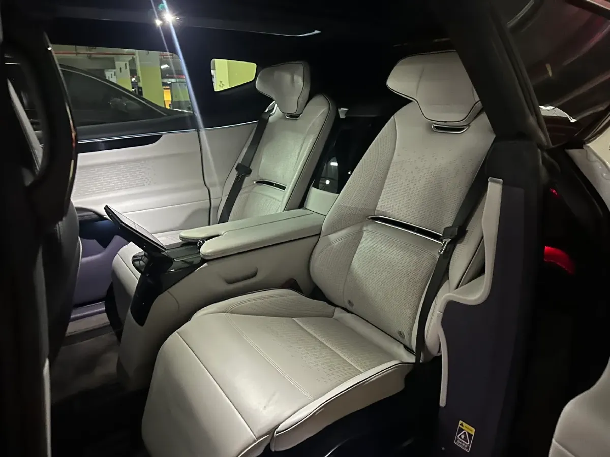 2021 HiPhi X BEV 97KWH,autocango,china used car exporter,china ev exporter,chinese used car exporter,chinese used ev exporter