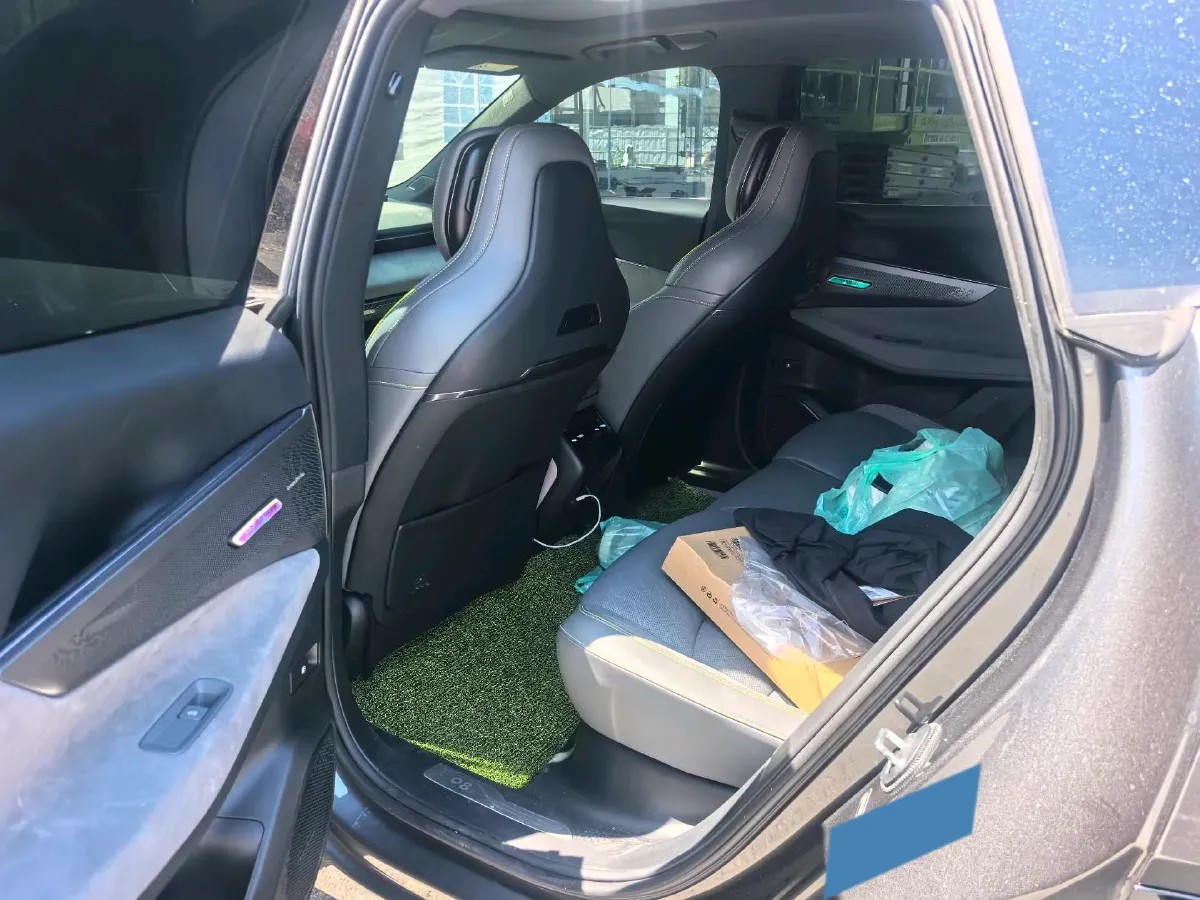 2025 LYNK&CO 08 EM-P 1.5T 163HP L4 3DHT PHEV 21.2KWH,autocango,china used car exporter,china ev exporter,chinese used car exporter,chinese used ev exporter