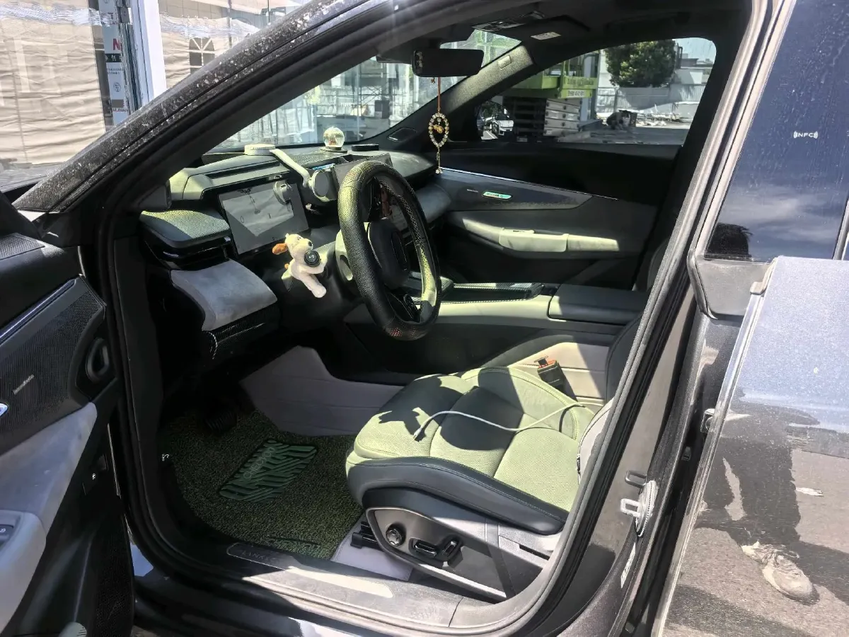 2025 LYNK&CO 08 EM-P 1.5T 163HP L4 3DHT PHEV 21.2KWH,autocango,china used car exporter,china ev exporter,chinese used car exporter,chinese used ev exporter
