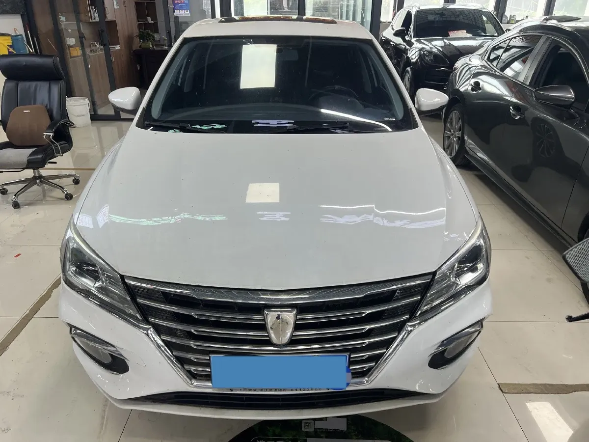2020 Roewe i5 1.5L 120HP L4 CVT,autocango,china used car exporter,china ev exporter,chinese used car exporter,chinese used ev exporter