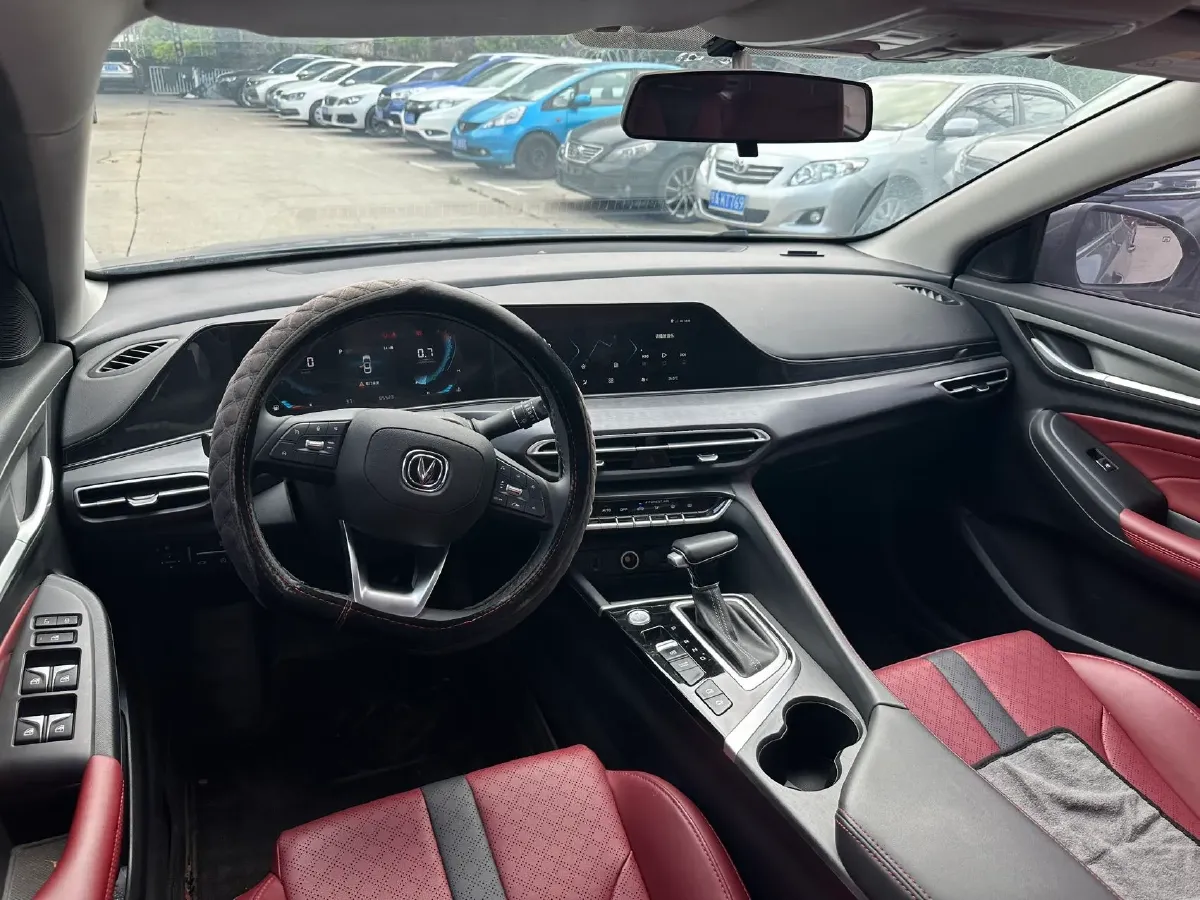 2021 ChangAn Eado 1.4T 160HP L4 7DCT,autocango,china used car exporter,china ev exporter,chinese used car exporter,chinese used ev exporter