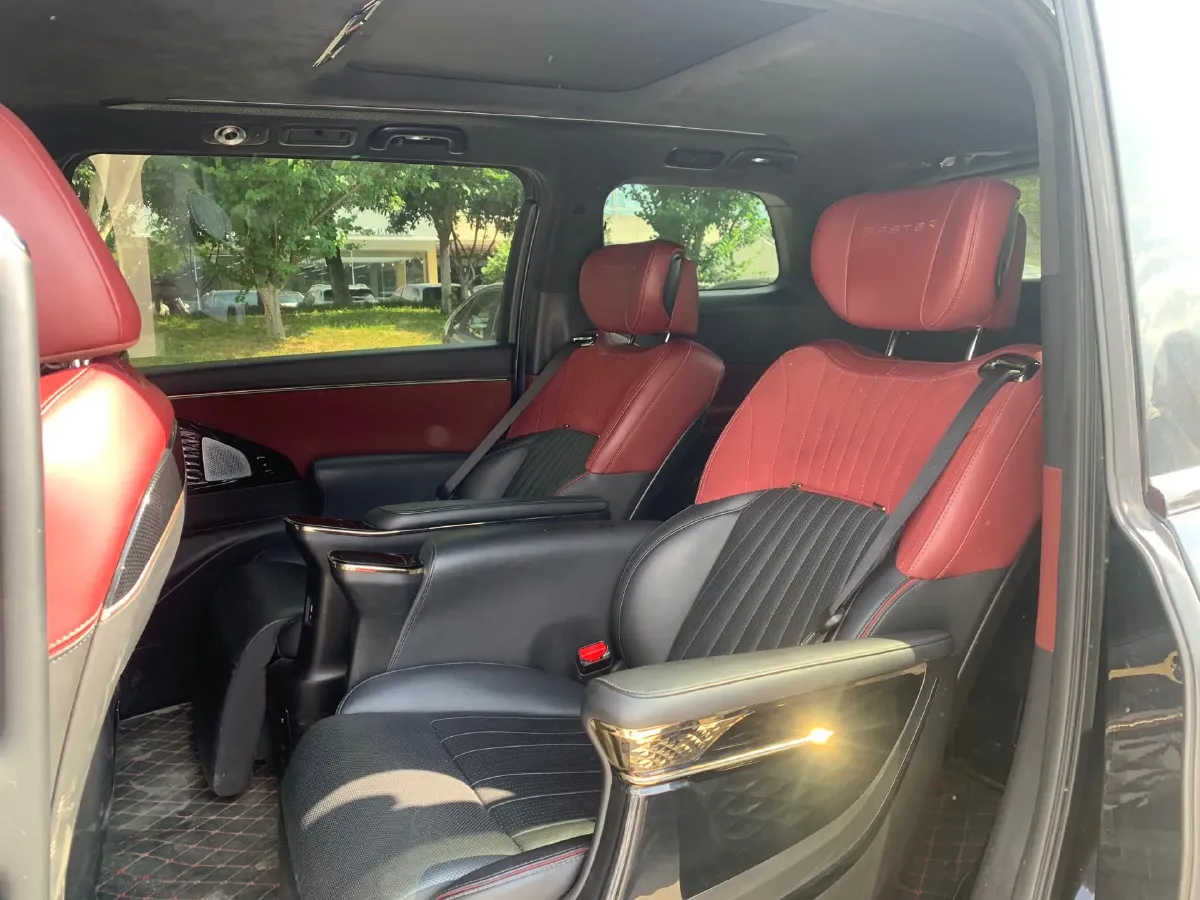 2023 GAC Trumpchi M8 2.0T 190HP L4 E-CVT Hybrid,autocango,china used car exporter,china ev exporter,chinese used car exporter,chinese used ev exporter