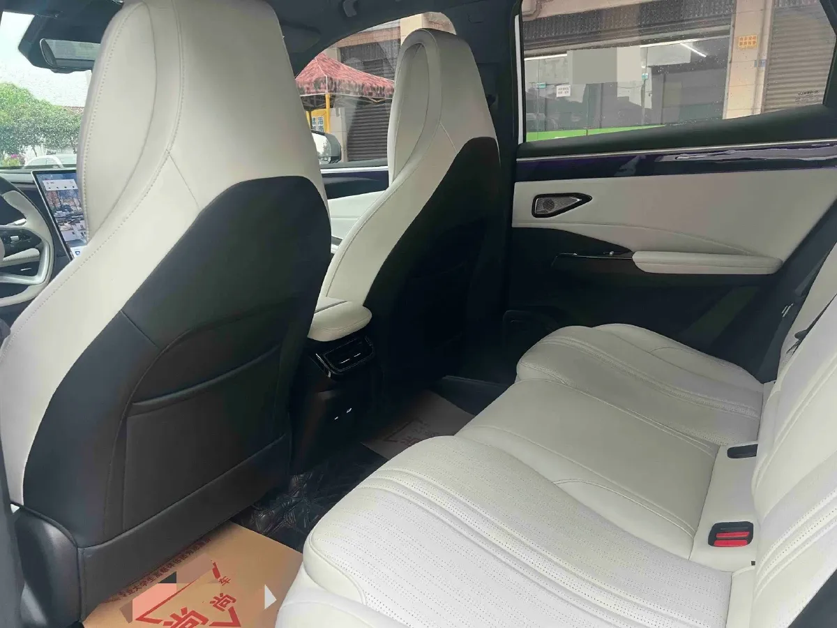 2024 Geely Galaxy L7 1.5T 163HP L4 3DHT PHEV 18.7KWH,autocango,china used car exporter,china ev exporter,chinese used car exporter,chinese used ev exporter