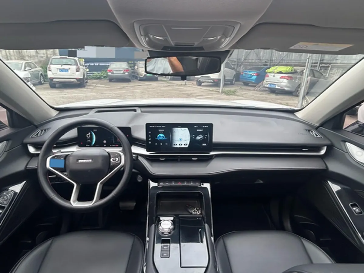 2021 Haval H6 2.0T 211HP L4 7DCT,autocango,china used car exporter,china ev exporter,chinese used car exporter,chinese used ev exporter