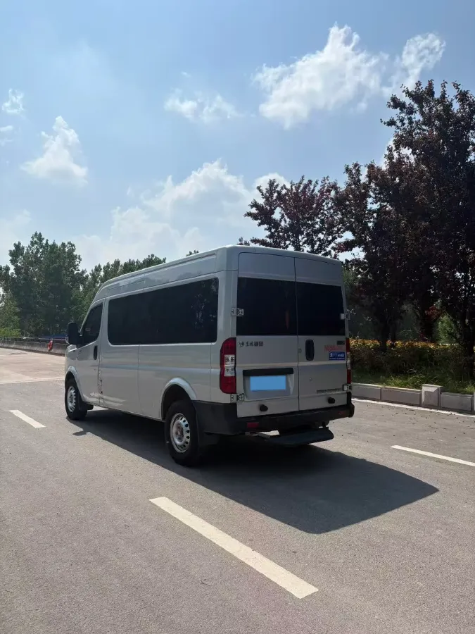 2023 DongFeng DFAC YuFeng 2.0T 136HP L4 7DCT,autocango,china used car exporter,china ev exporter,chinese used car exporter,chinese used ev exporter
